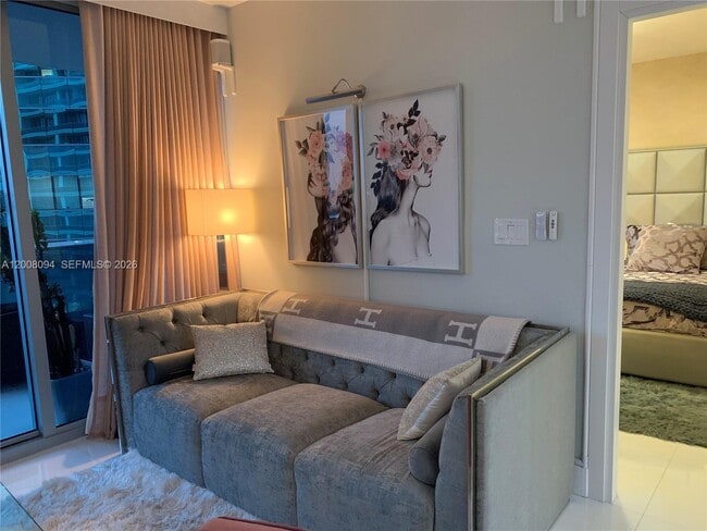 Photo - 200 Biscayne Blvd Way Unit 4011