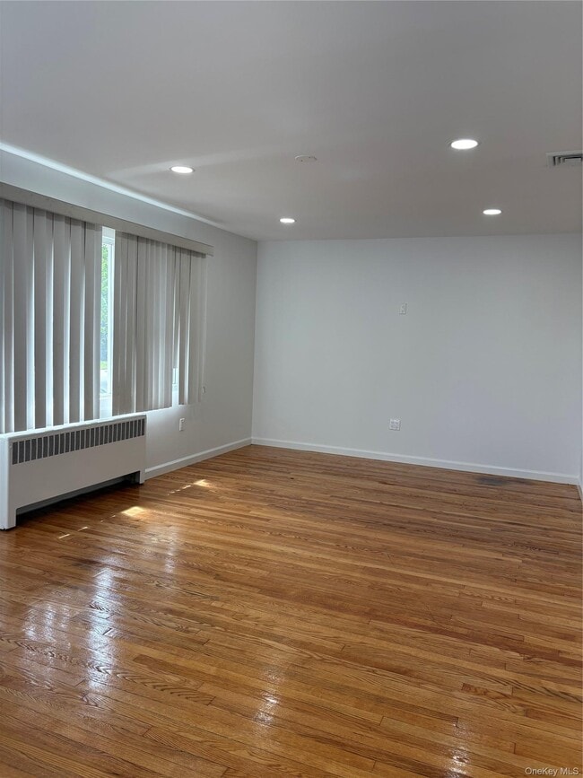 Photo - 2262 Leighton Rd