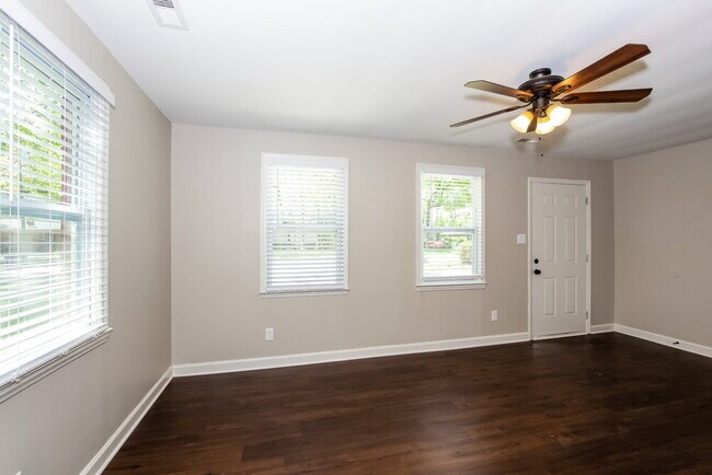 Photo - 1717 Purser Dr