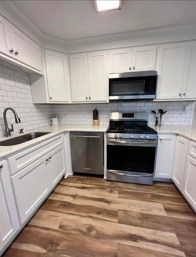 Photo - 705 16th Ave