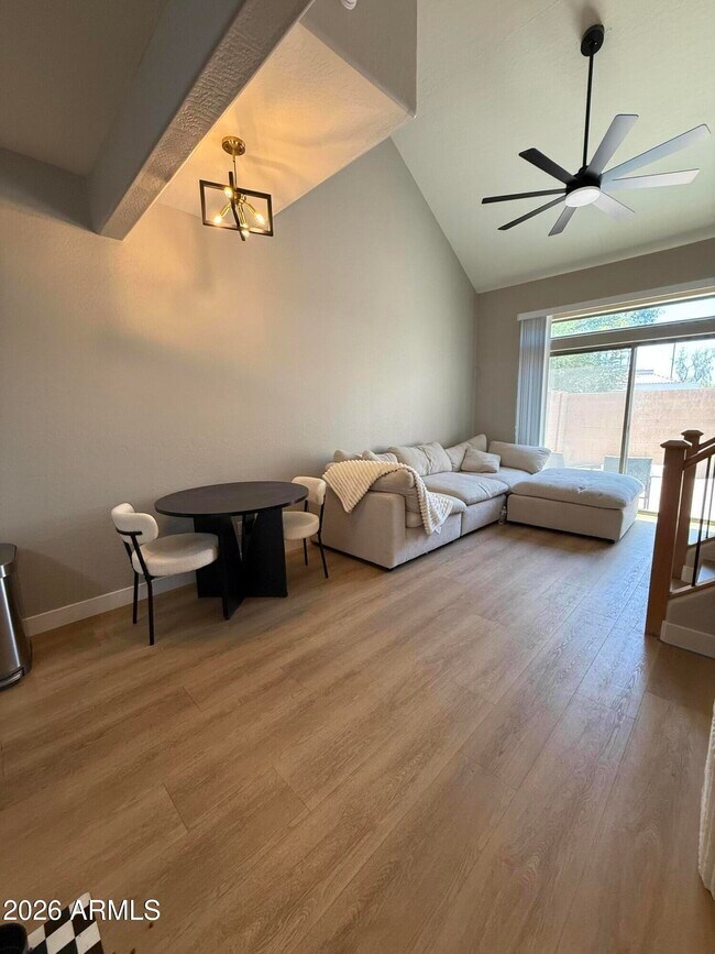 Photo - 1015 S Val Vista Dr