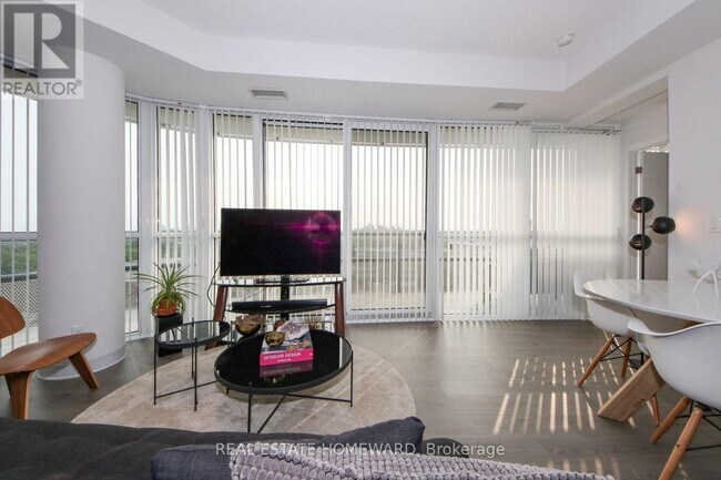 Photo - 99 The Donway W Unité 703