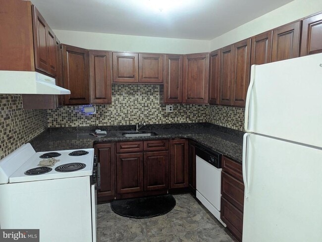 Photo - 2886 Limekiln Pike