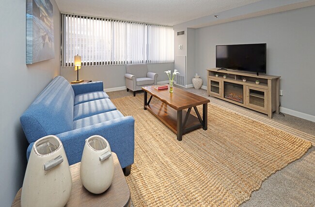 Model Suite - Living Room