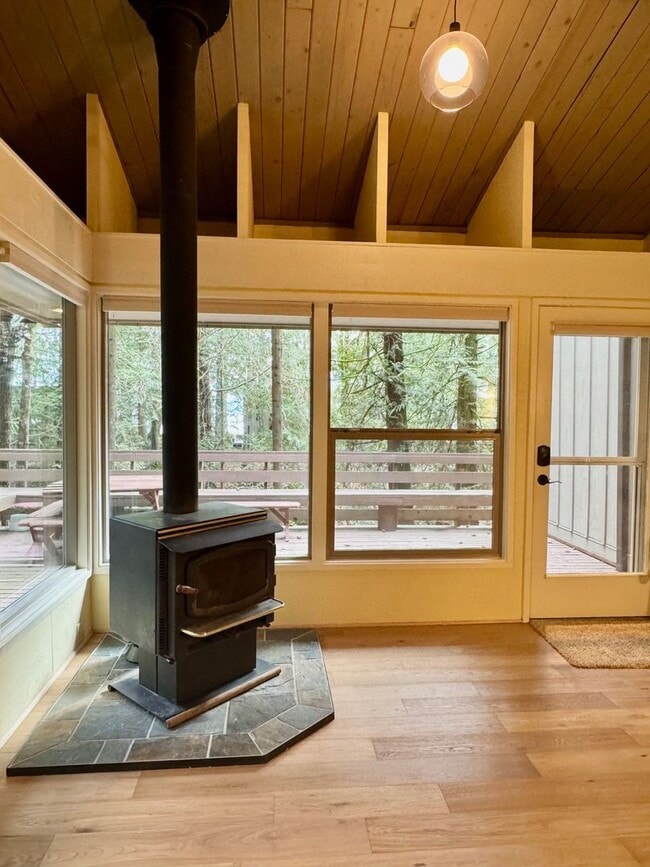 Photo - Come live in this quiet corner of Harstine Island!