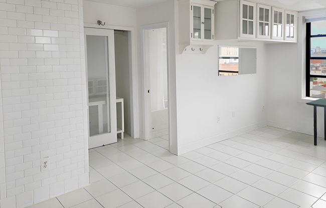 Photo - 1001 St Paul St Unit 12B