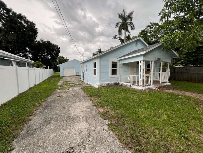 Photo - 3BR/1BA Home in Fort Myers with Large Deta...