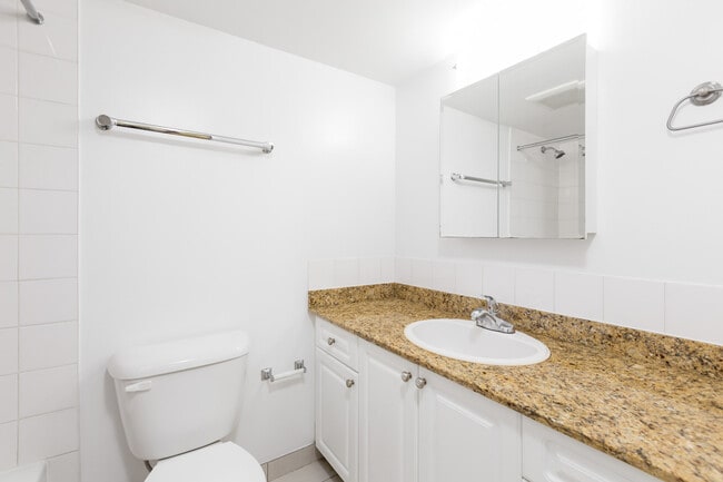 Photo - Marquis Unit 01206