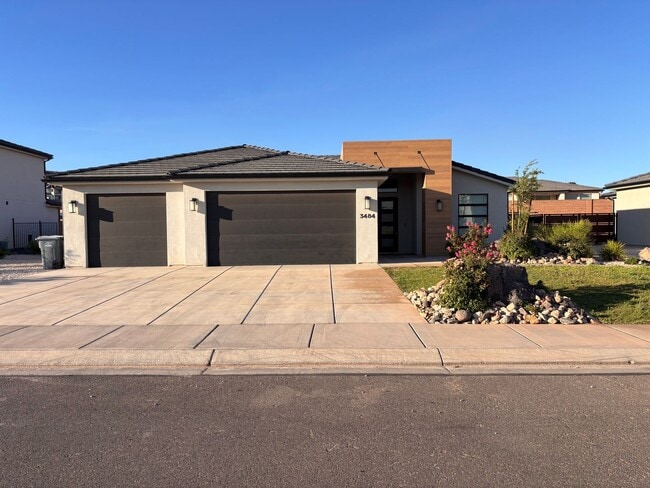 3 bed plus office / 2.5 bath / 3 car Singl... - 3 bed plus office / 2.5 bath / 3 car Singl... Casa