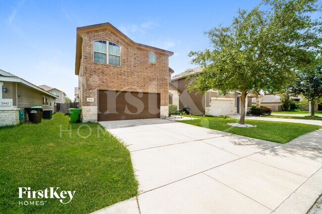 Photo - 2546 Just My Style