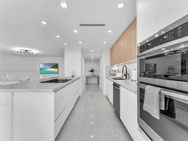 Photo - 19707 Turnberry Way Unit 22D