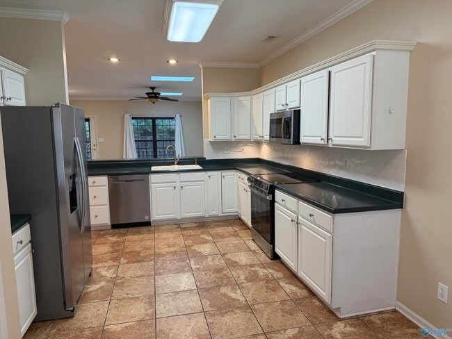 Photo - 139 Canterbury Dr