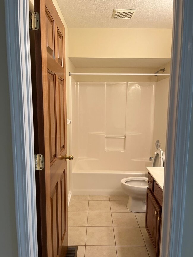 Photo - 494 Radcliff Dr Unit 494 Radcliff Dr