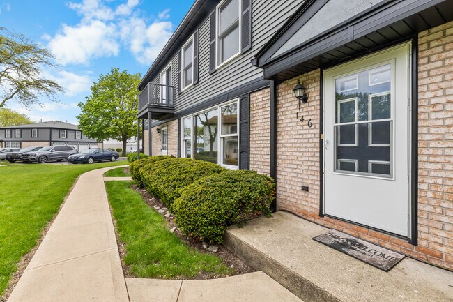 Photo - 146 W Inverrary Ln Unit 146