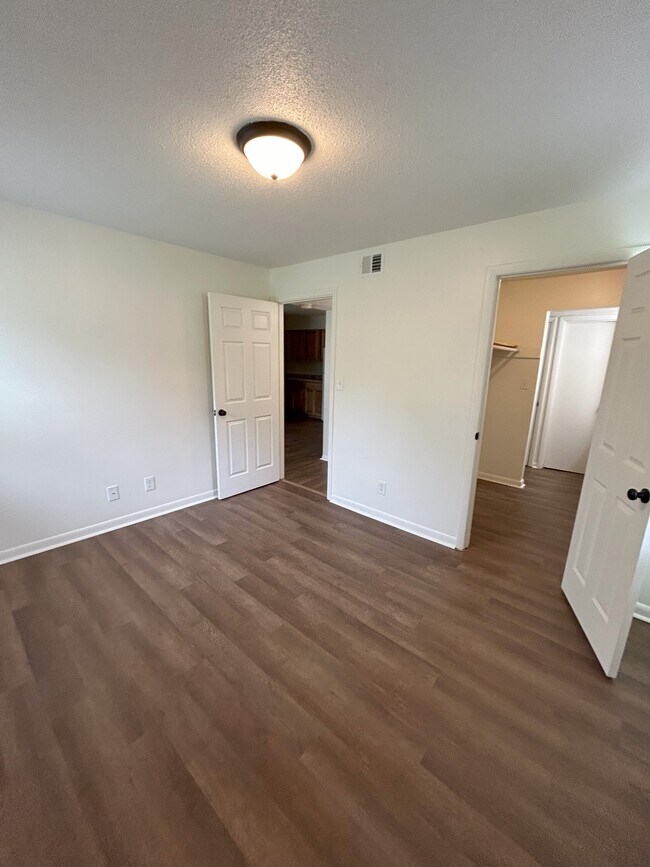 Hillview Terrace Apartments