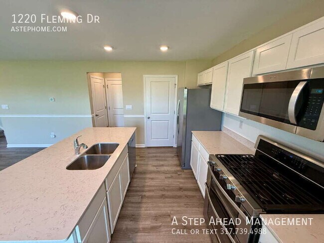 Photo - 1220 Fleming Dr