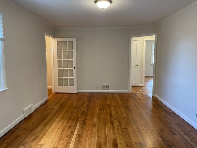 Photo - 16 Minturn Rd