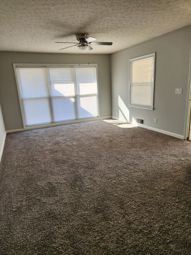 Photo - 4BR 2BA home is Glasgow city limits