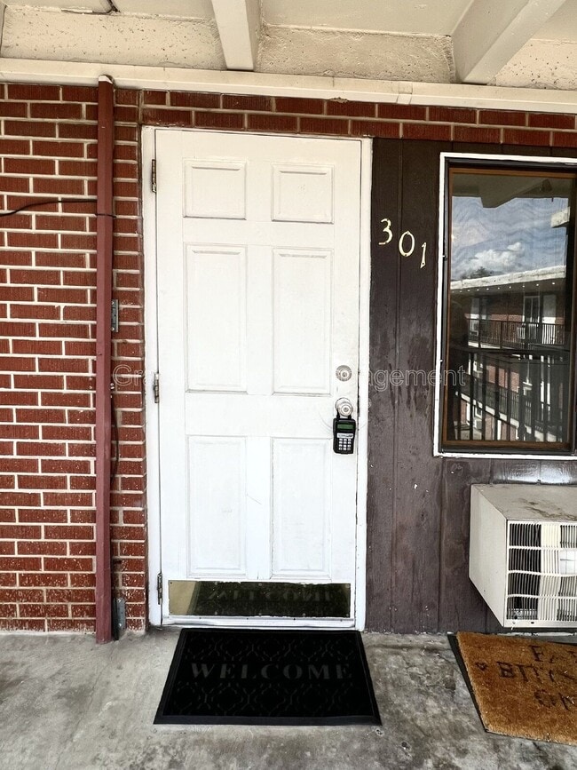 Photo - 1180 Yosemite St Unit 301