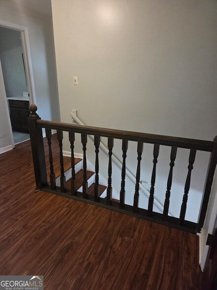 Photo - 2206 Country Club Dr SE