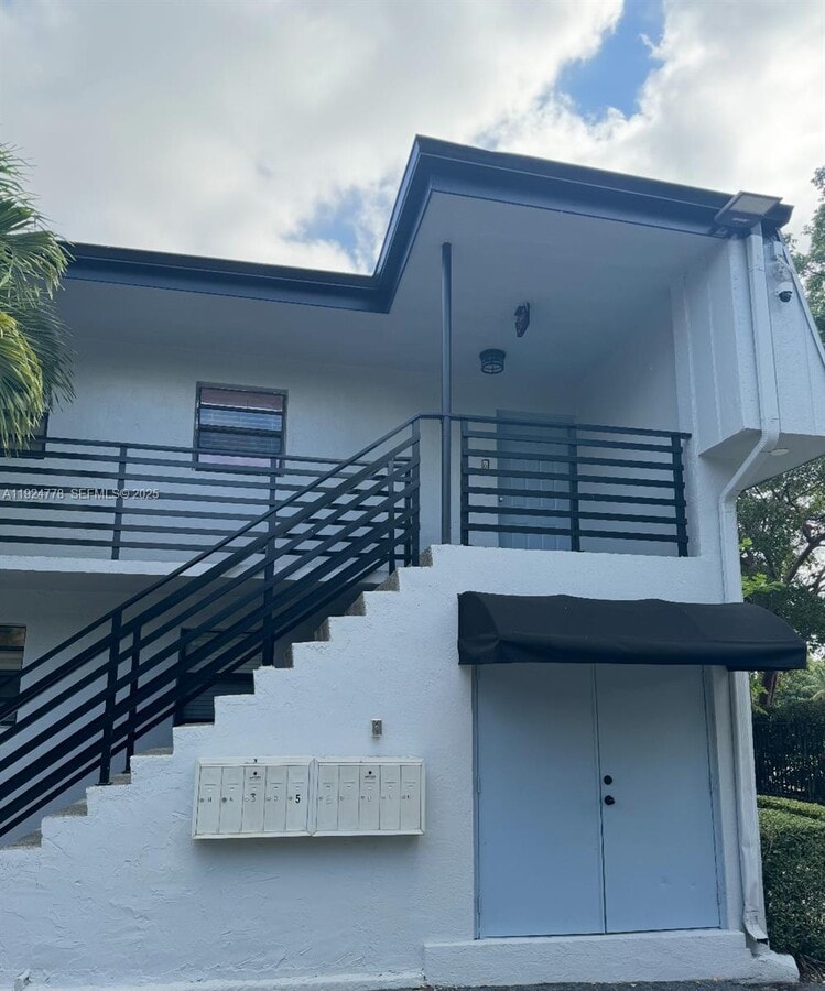 Photo - 9751 Wayne Ave