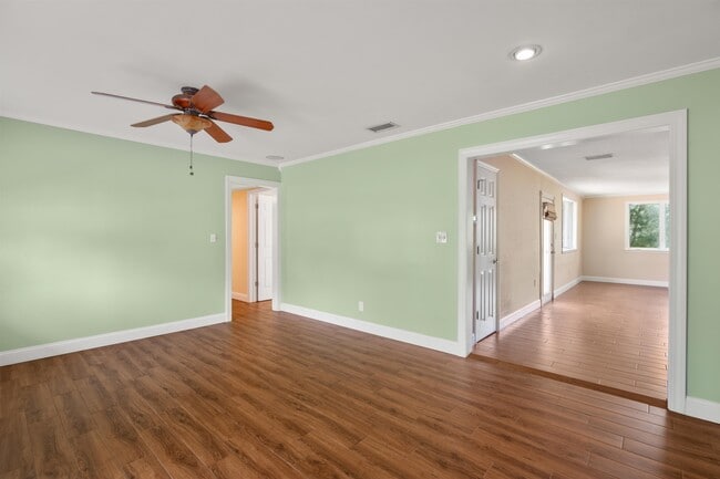 Photo - 146 Menendez Rd House