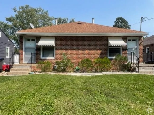 Building Photo - 2107 52nd St Unit 2017 Rental
