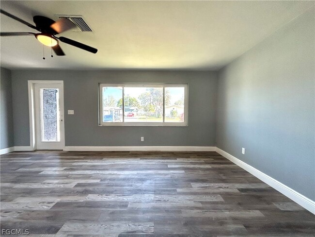 Photo - 4210 SE 3rd Ave