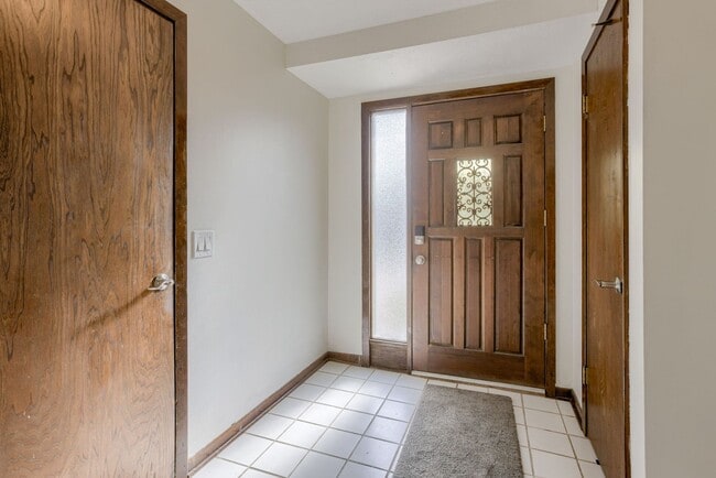 Photo - Stylishly Updated 3-Bedroom In Prime Location!!