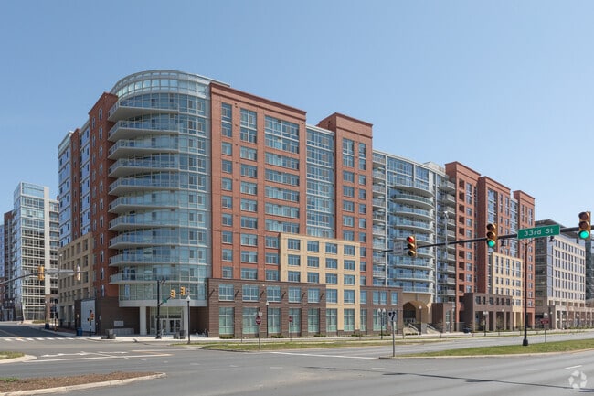 Building Photo - The Clark