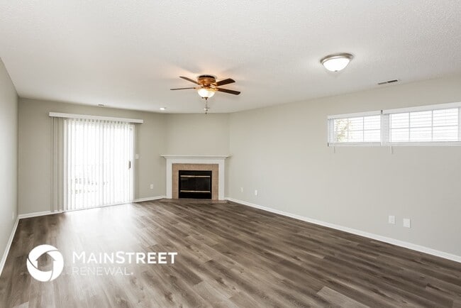 Photo - 4550 Riverbrook Ln