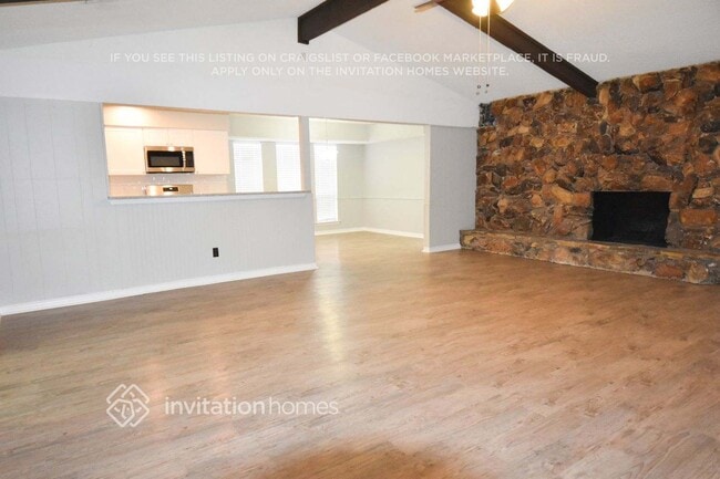 Photo - 945 Clear Springs Dr