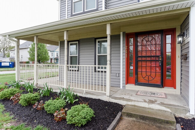 Photo - 241 E Fall Creek Pkwy S Dr