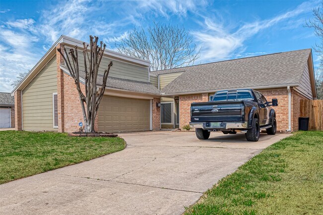 Photo - 13322 Pantano Dr