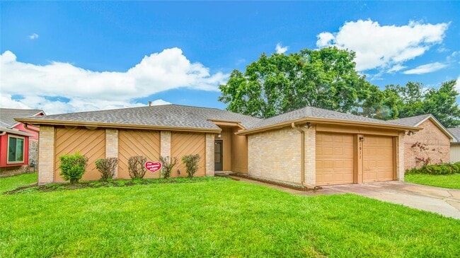 Photo - 1911 Ripple Creek Dr House