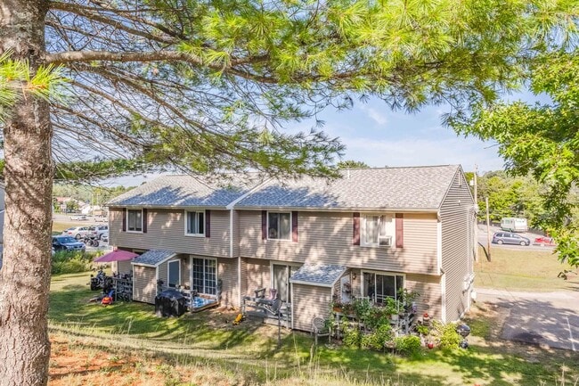 Photo - Perkins Place Apartments
