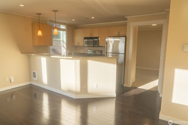 Photo - 2Bd/2Ba Seattle Condo Unit 201
