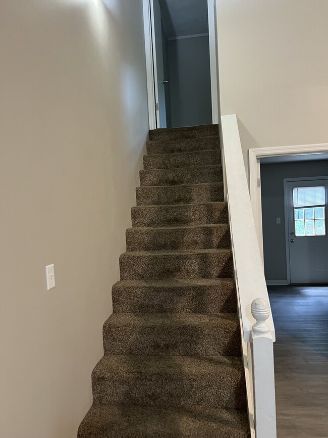 Photo - 4808 Charwood Trail NW