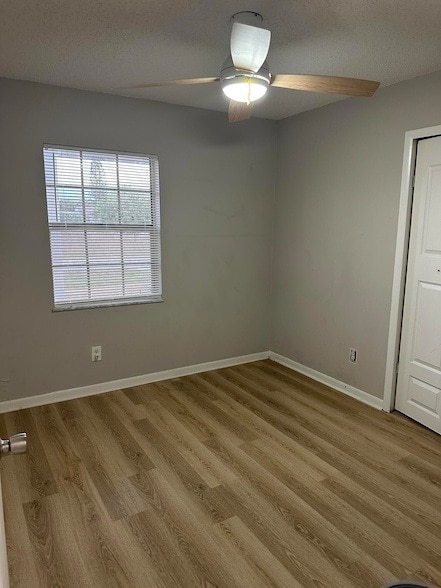 Photo - 965 SE Caravan Ave