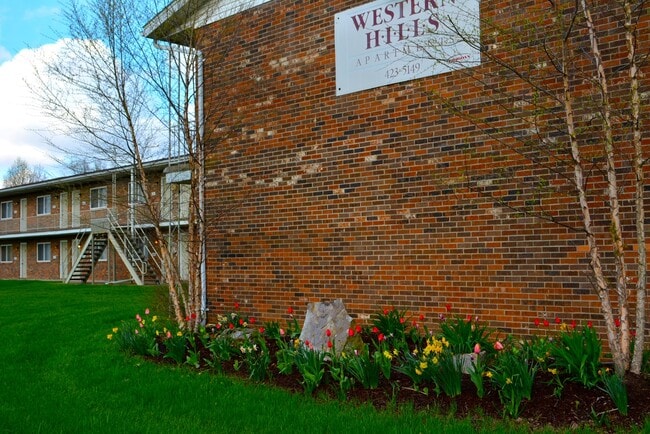 Photo - Western Hills Apartments