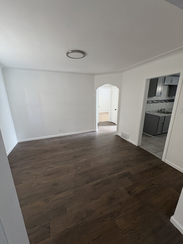 Photo - 15710 Biltmore St