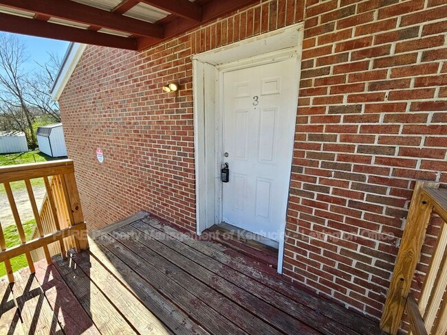 Photo - 427 Cardwell Ave Unit 3