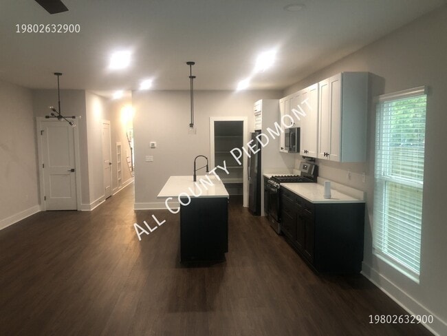 Photo - 3217 Credenza Rd