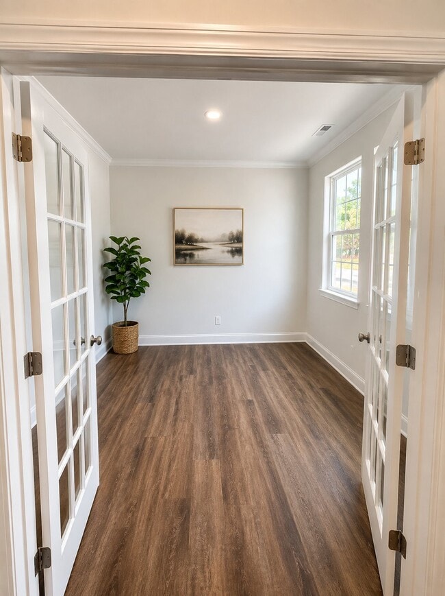 Photo - 708 Longleaf Grv Ln