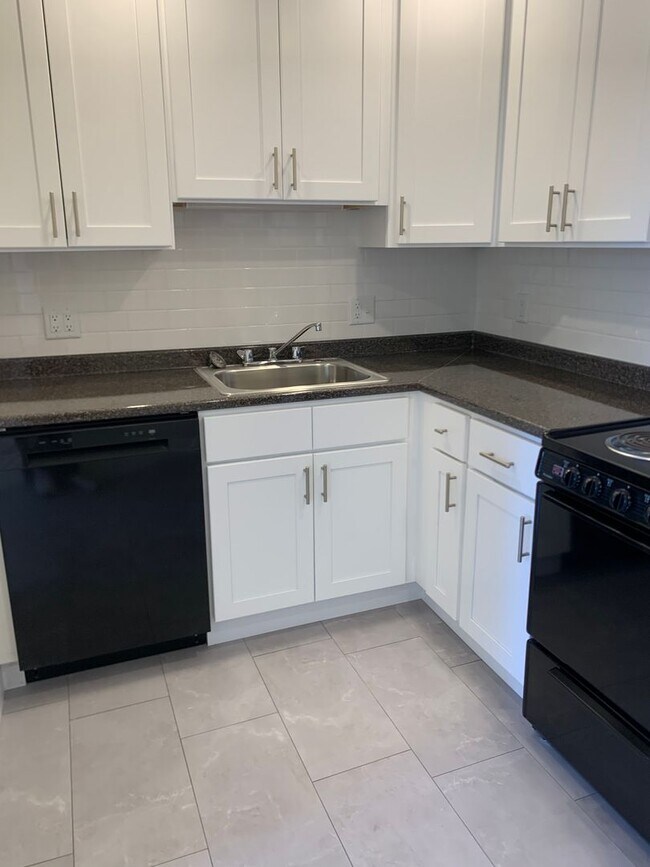 Photo - 314 Tappan St