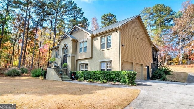 Building Photo - 633 Coach Bobby Dodd Rd Rental