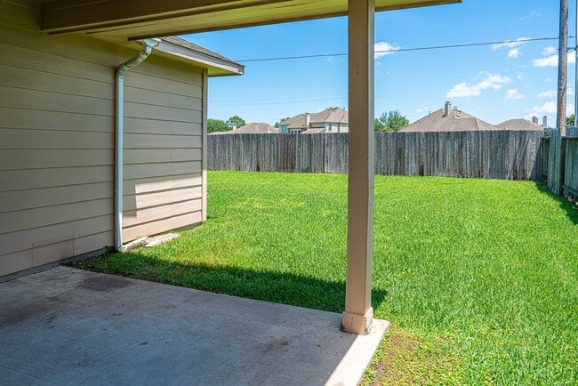 Photo - 962 Umbria Ln