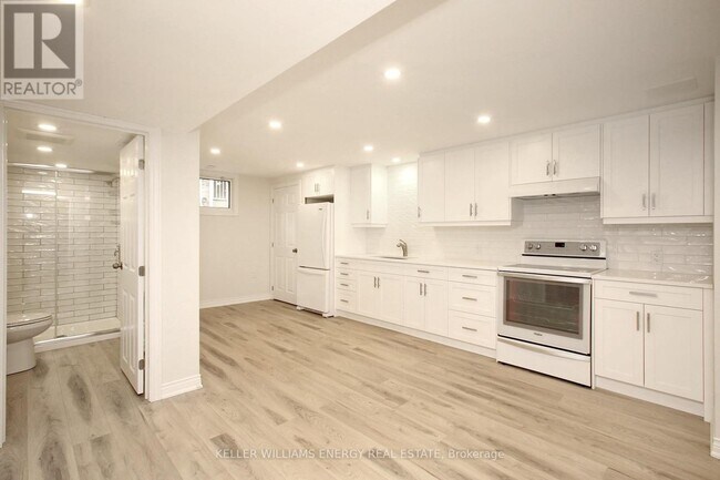 Photo - 501 Kelly Ave