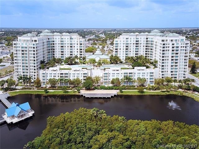 Photo - 350 N Federal Hwy Unidad 804