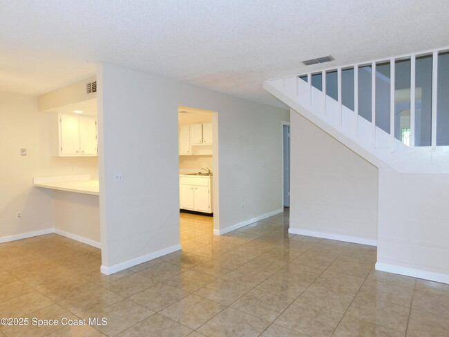 Photo - 8712 Banyan Way Condo